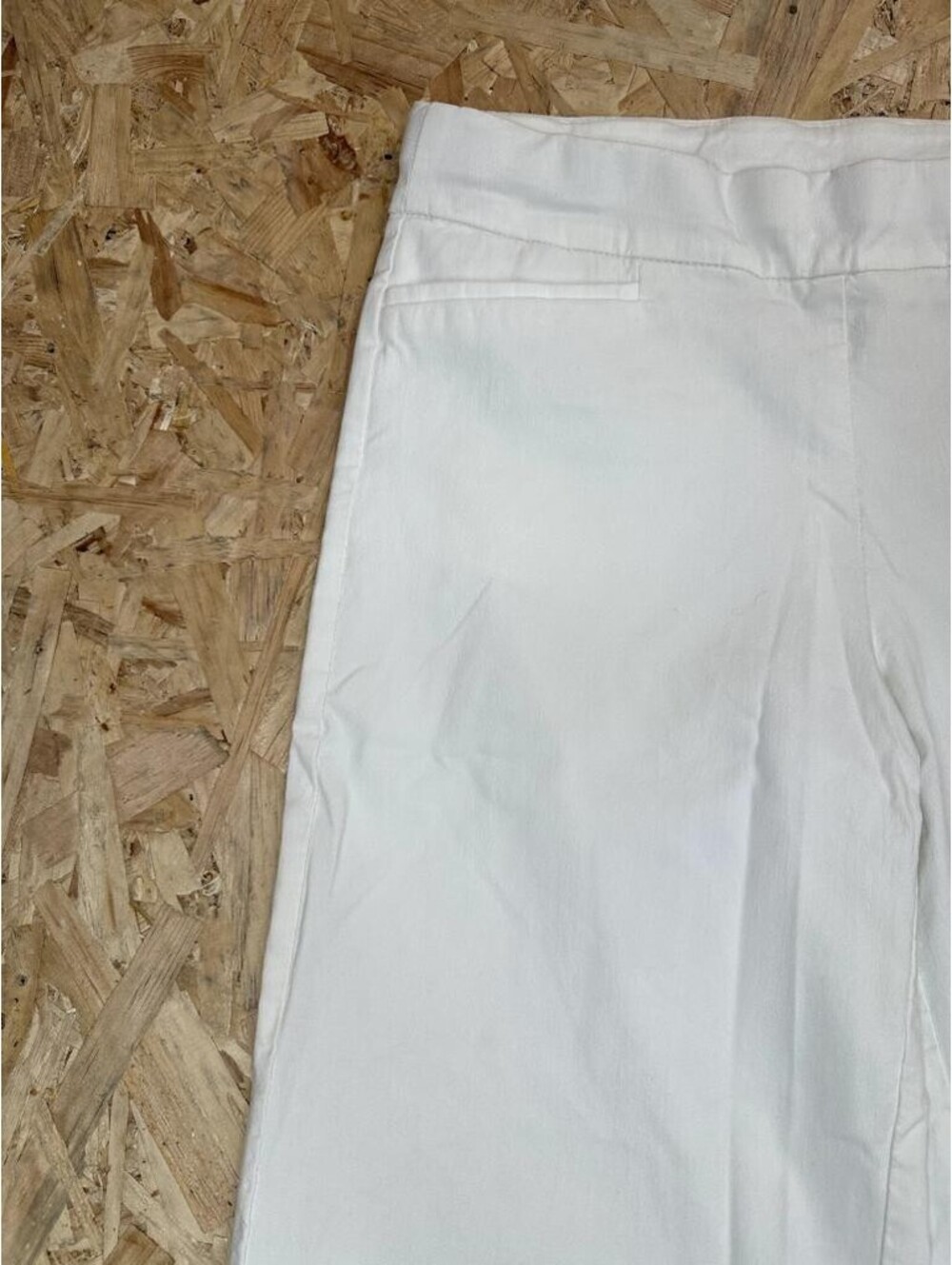 Chicos White Wide Leg Crop Pants Womens Size 0.5P US 6P Pull On Stretch Cropped - Picture 4 of 15